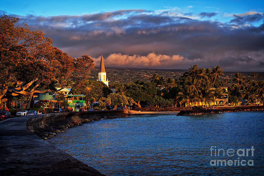 Beach town of Kailua-Kona on the Big Island of Hawaii Photograph by Sam Antonio