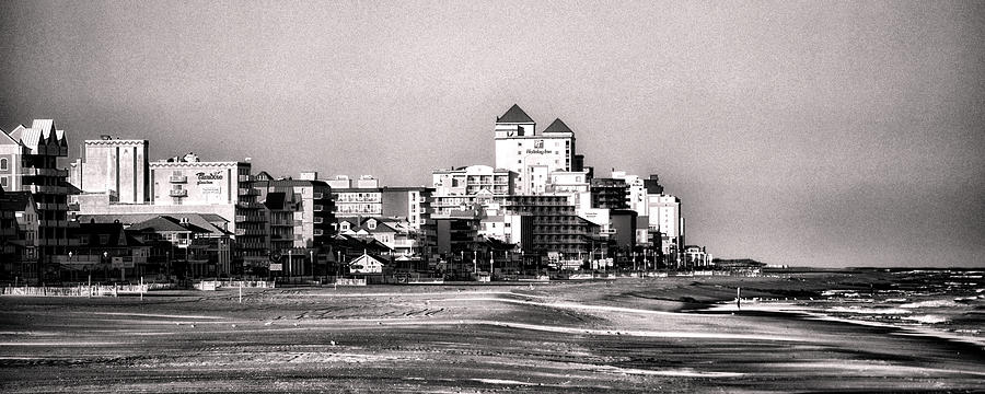 Beach Vacancy in Ocean City in Black And White Photograph by Bill Swartwout