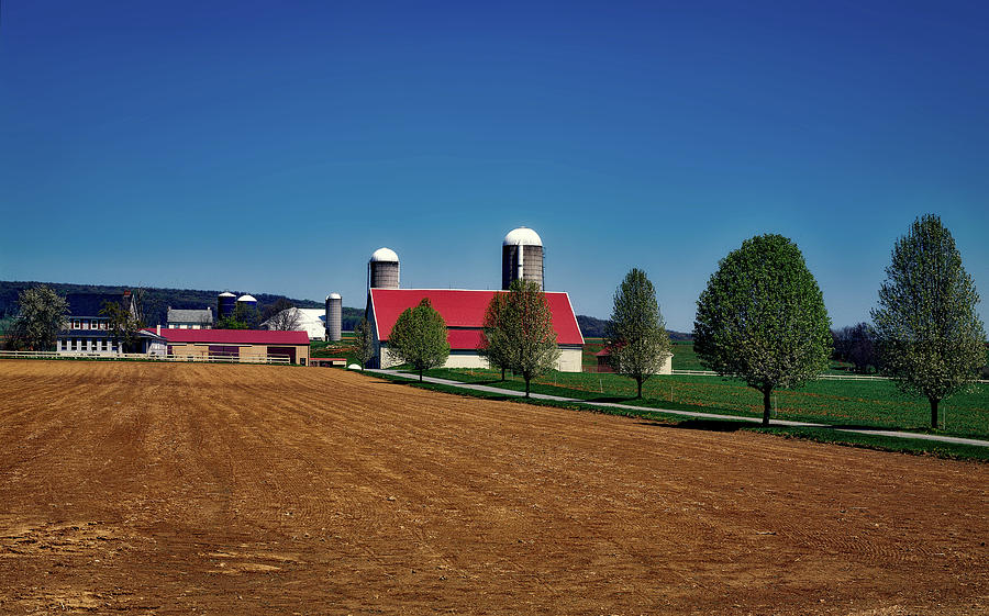 Beautiful Amish Farm Photograph by Mountain Dreams - Fine Art America