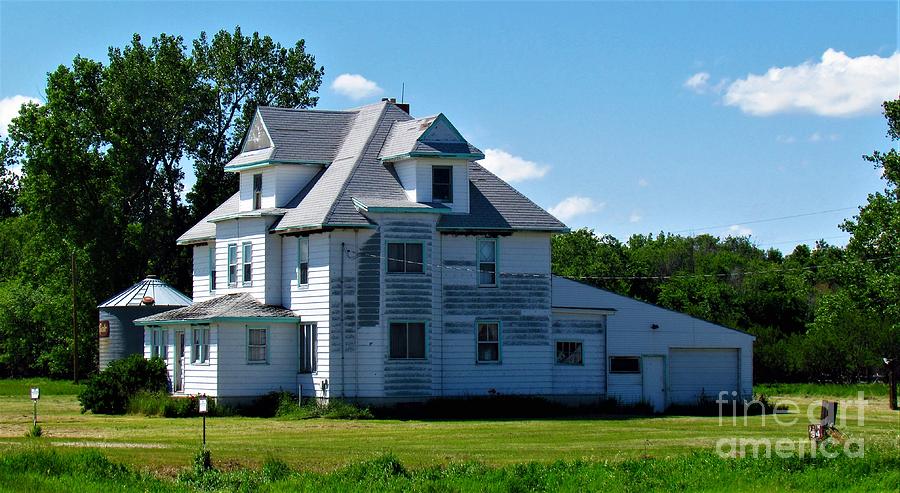Beautiful Example of an Old Homestead in North Dakota Photograph by Delynn Addams