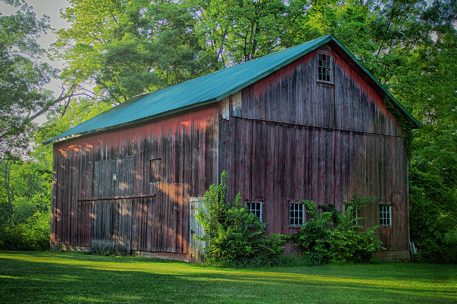 Beautiful Old Barn Photograph by Tammy Chesney