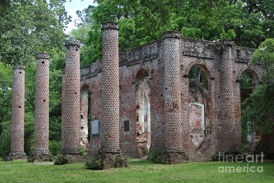 Beautiful Ruins Photograph by Carol Groenen