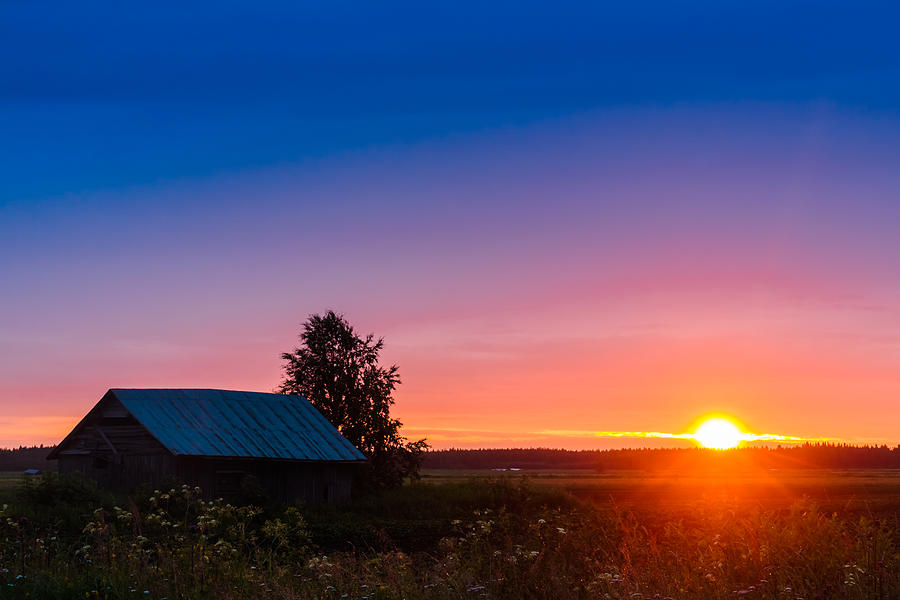 Barn Photograph - Beautiful Sunset And A Barn House by Jukka Heinovirta