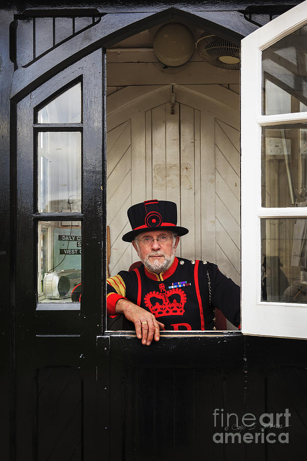 Beefeater at the Gate Photograph by Craig J Satterlee
