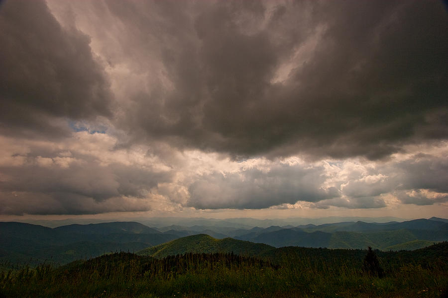 Nature Photograph - Before the storm. by Itai Minovitz