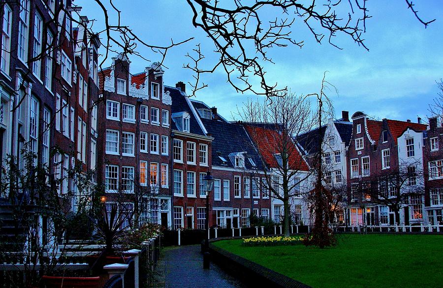 Begijnhof In Amsterdam Photograph