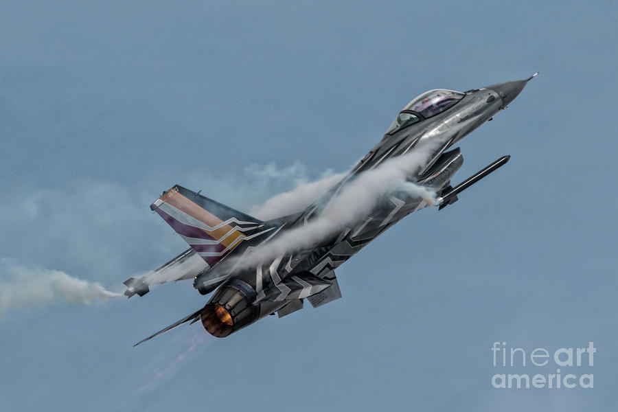 Belgian F-16 Gizmo Digital Art by Airpower Art