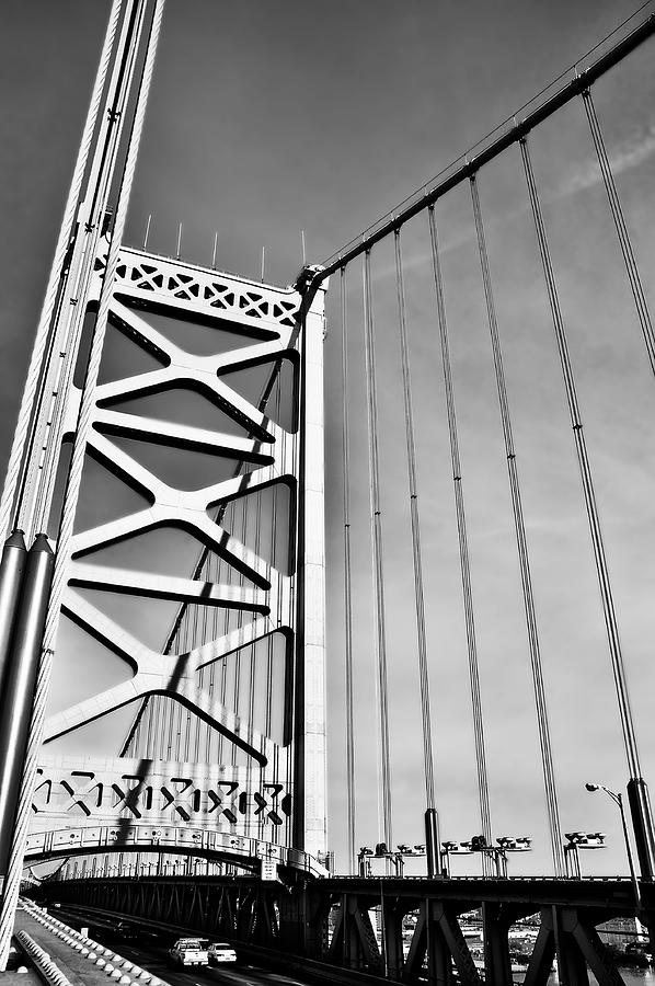 Ben Franklin Bridge Tower In Black And White Photograph By Bill Cannon Pixels 4139