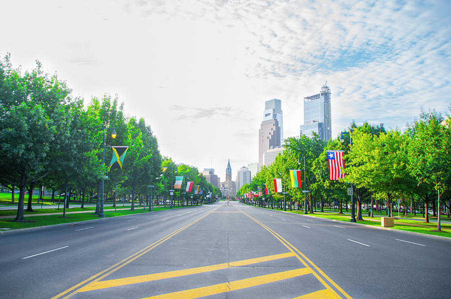 Benjamin Franklin Parkway in August Photograph by Bill Cannon