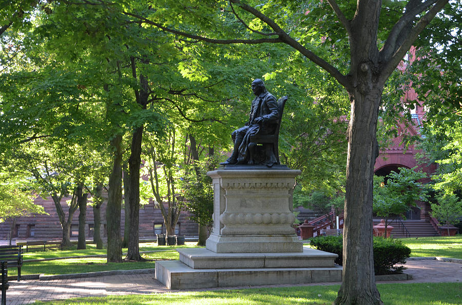 Benjamin Franklin - University of Pennsylvania Photograph by Bill Cannon