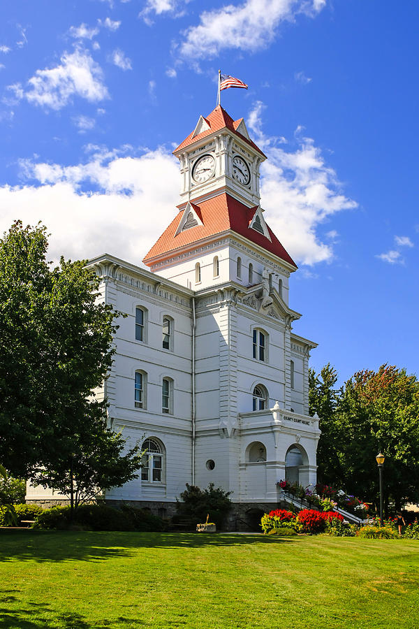 Benton Couty Courthouse Photograph by Chris Smith