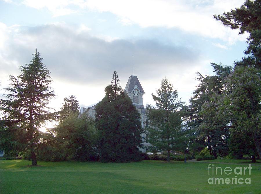 Benton Hall at Oregon State Photograph by Charles Robinson