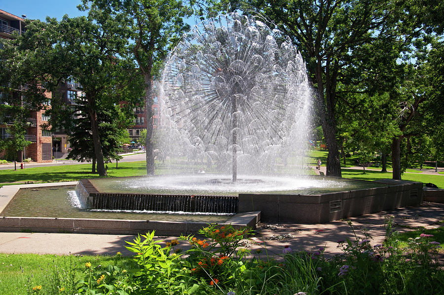 Berger Fountain2 Photograph
