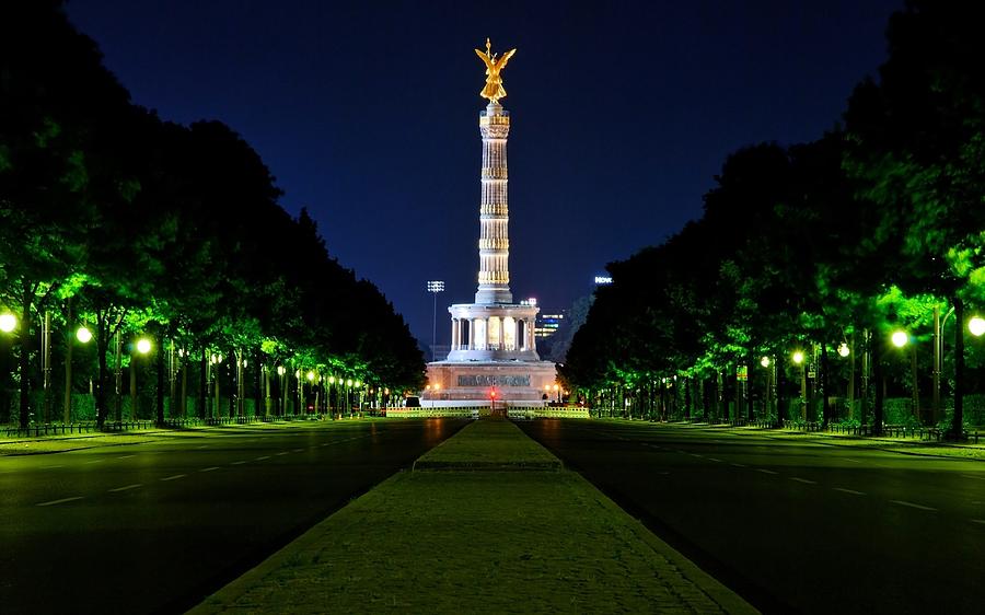 Architecture Digital Art - Berlin Victory Column by Super Lovely