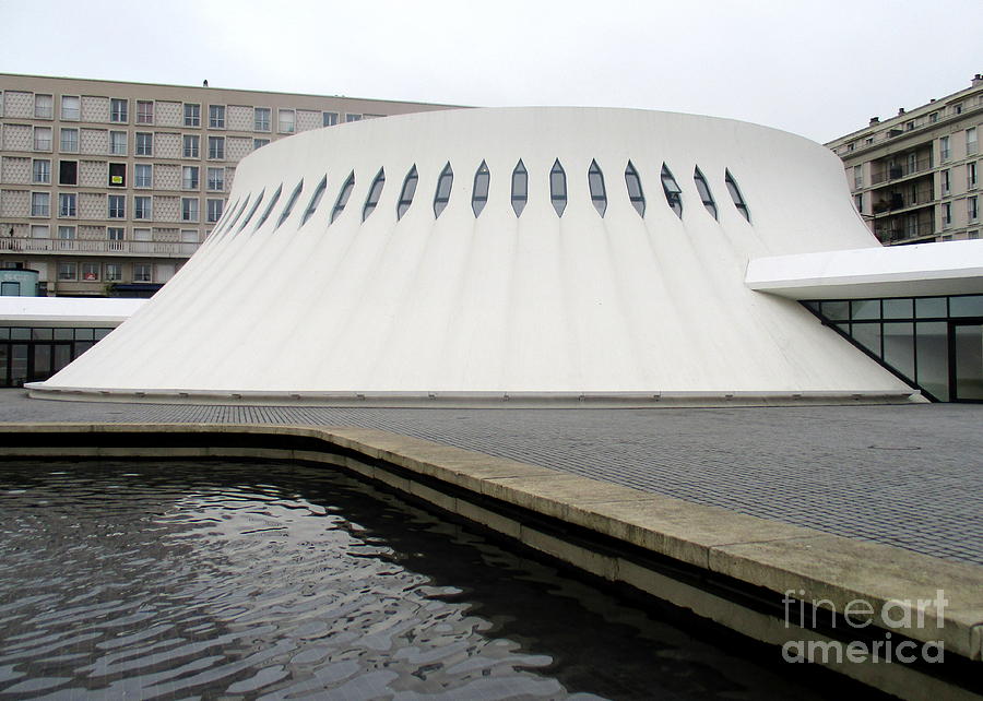 Bibliotheque Oscar Niemeyer 14 Photograph by Randall Weidner