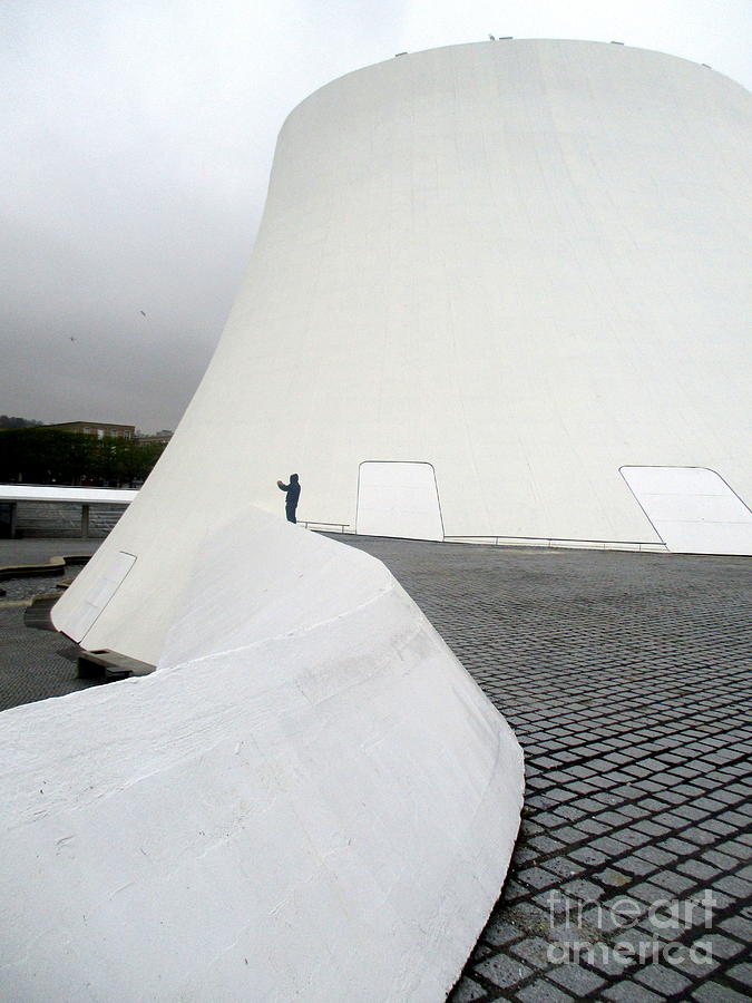 Bibliotheque Oscar Niemeyer 4 Photograph by Randall Weidner