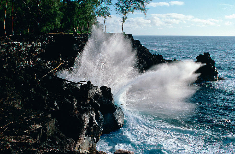 Big Island waves Photograph by Gary Cloud