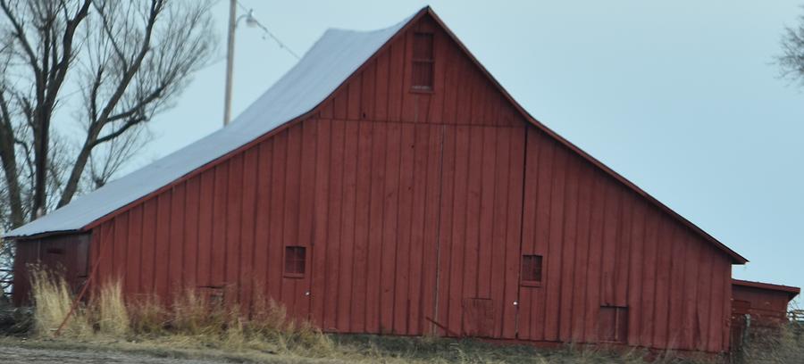 Big Red Barn Photograph By Linda Benoit