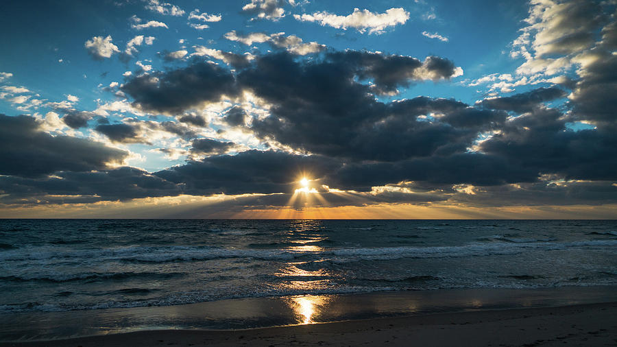 Big Sky Sunburst Sunrise Delray Beach Florida Photograph by Lawrence S Richardson Jr