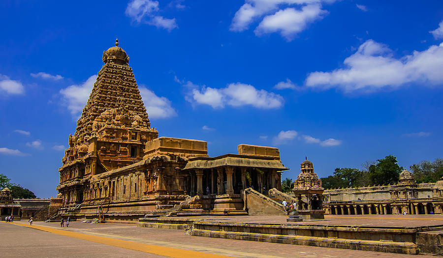Big Temple Of Thanjavur  Photograph by Hariharan Ganesh