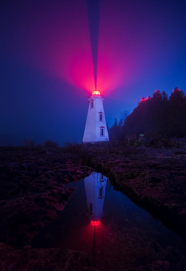 Big Tub Lighthouse Reflection Photograph