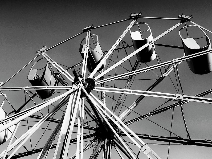 Big Wheel Photograph by Dominic Piperata