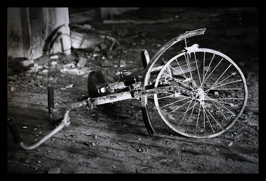 Bike down - old rusty vintage bicycle Photograph by Dirk Ercken