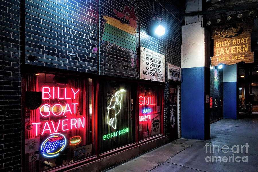 Billy Goat Tavern Photograph by Izet Kapetanovic