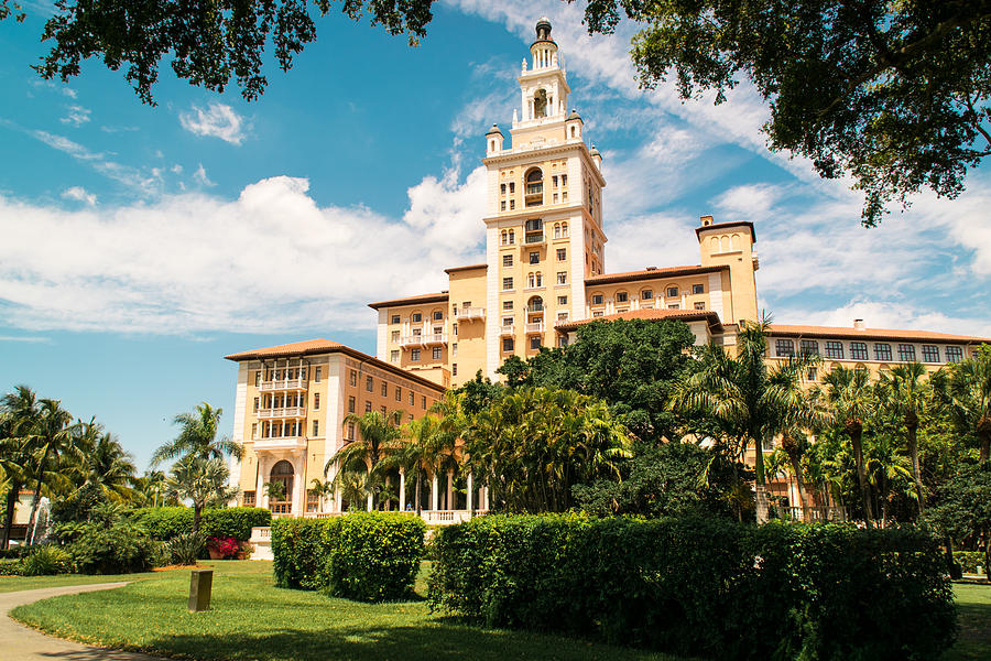 Biltmore Hotel - Coral Gables Photograph by Leonardo Vega - Pixels