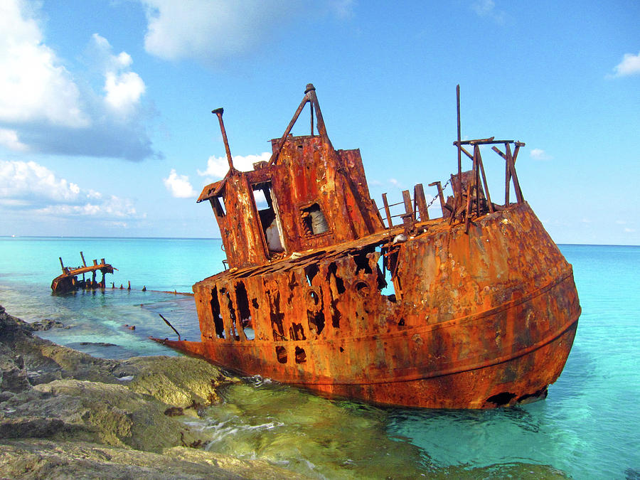 Bimini Shipwreck Closeup Photograph by Brooke Trace