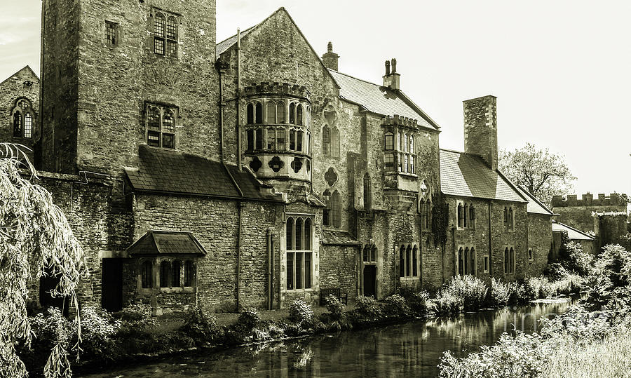 Bishops Palace - Wells England Photograph by Lexa Harpell