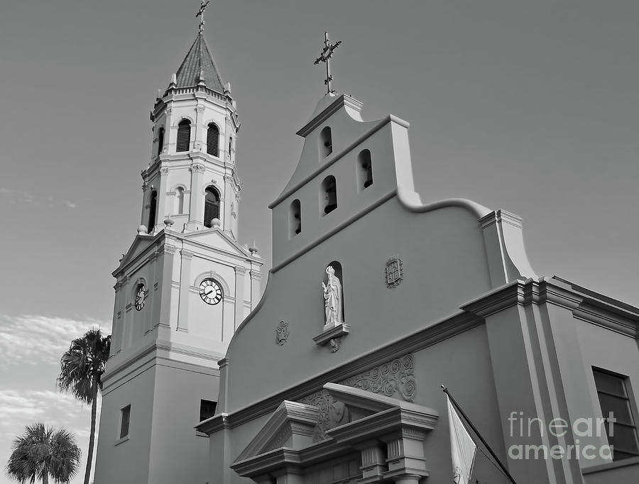 Black And White Cathedral Basilica Photograph by D Hackett