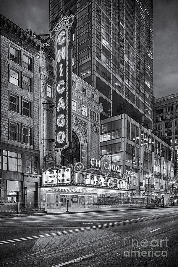 Black and White Chicago Theatre at Dusk  - 175 North State Street - Chicago Illinois Photograph by Silvio Ligutti