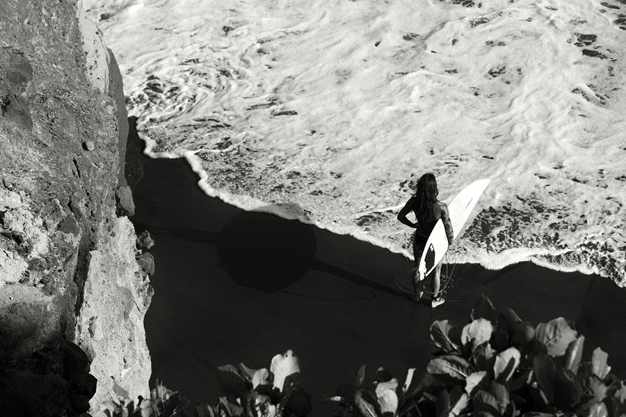 Black And White Surfing Girl El Salvador Photograph By Totto Ponce