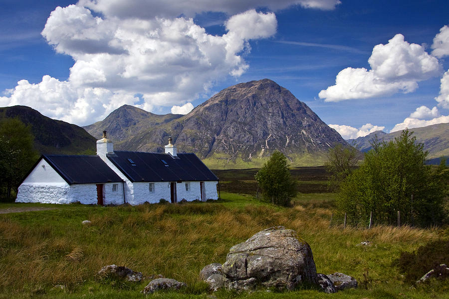 Black Rock Cottage and Buachaille Etive Mor Photograph by John McKinlay