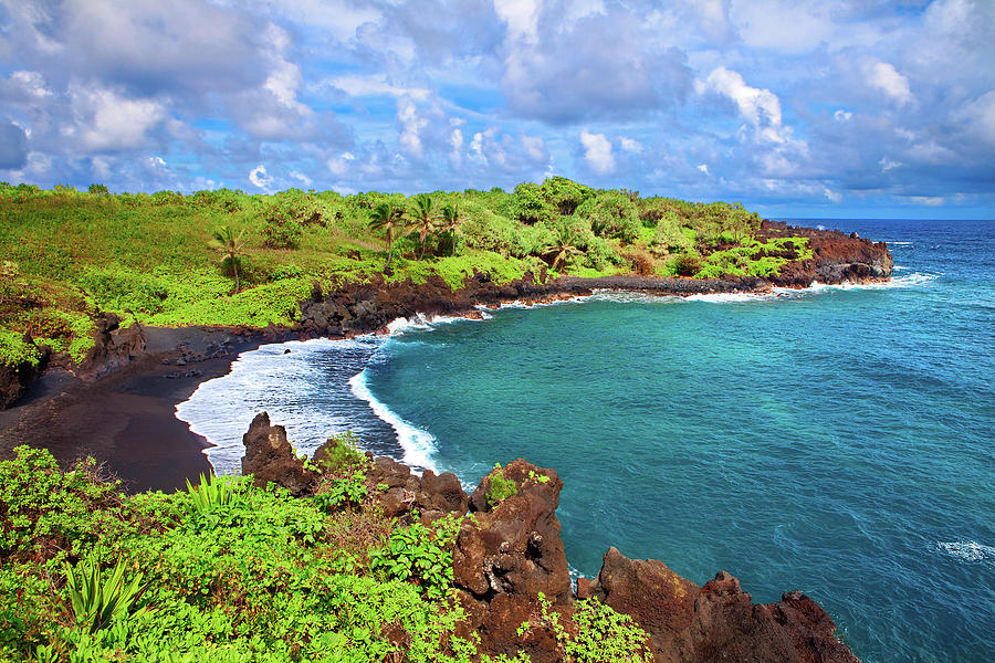 Black Sand Beach Photograph by Brian Knott Photography - Fine Art America