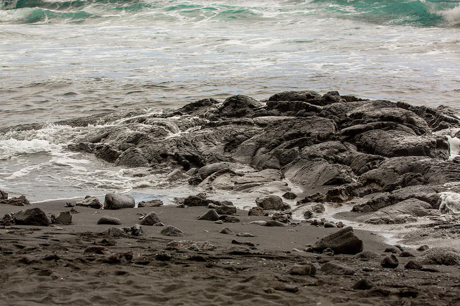 Black Sand Beach Rocks Photograph by Garry Loss