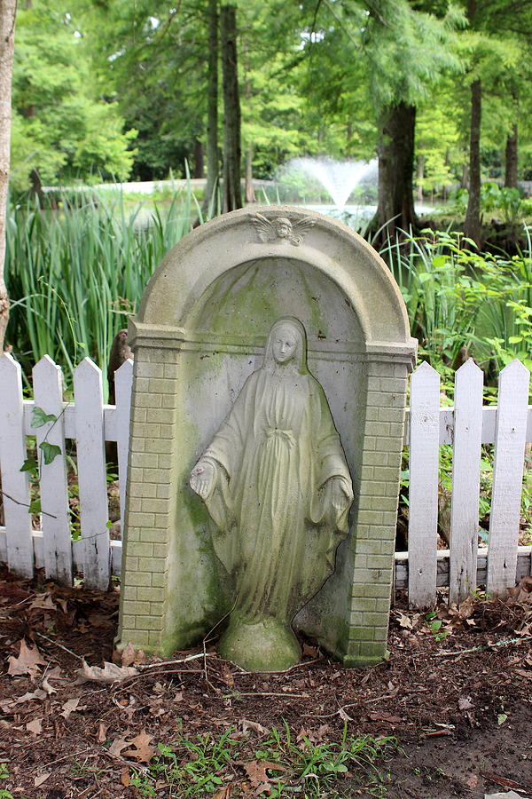 Blessed Mother Statue - The Myrtles Plantation Photograph by Beth Vincent
