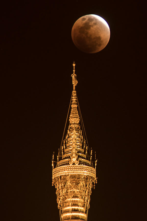 Blood Moon Over Shwedagon Pagoda Photograph by Joshua Van Lare