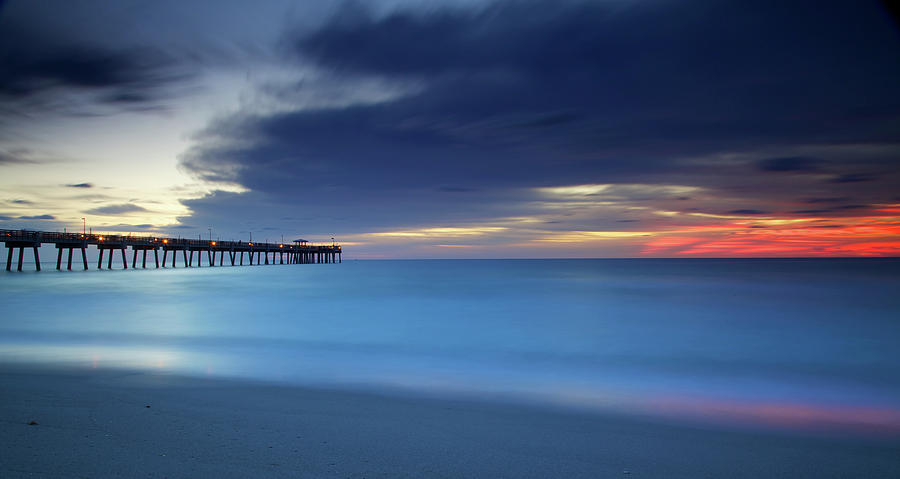 Landscape Photograph - Blue and red light by Alberto Audisio