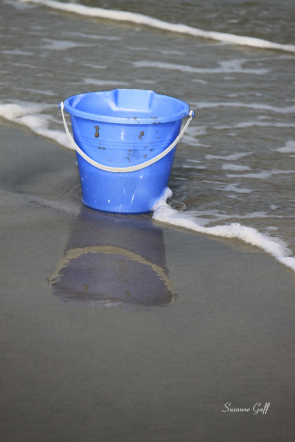Nature Photograph - Blue Beach Bucket by Suzanne Gaff