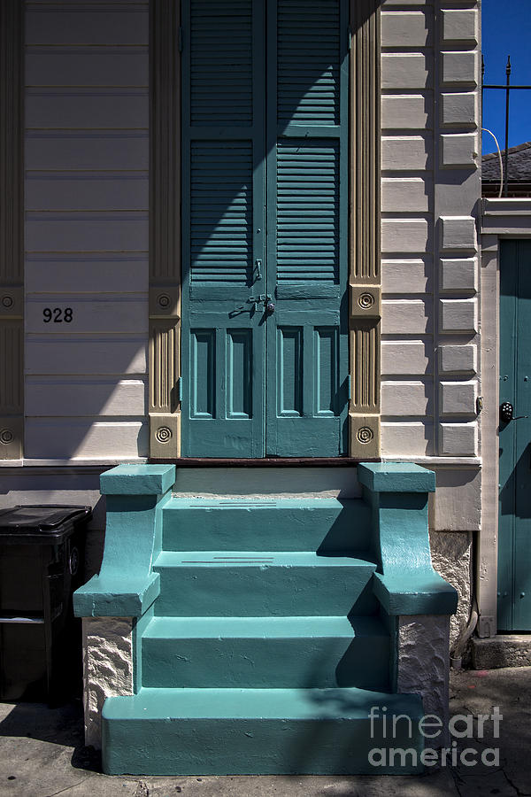 New Orleans Photograph - Blue door and stoop, French Quarter by Bob Estremera
