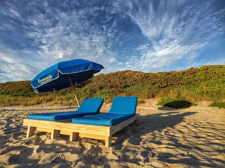 Blue Lounge for 2 by Juan Montalvo Blue Lounge for 2 by Juan Montalvo