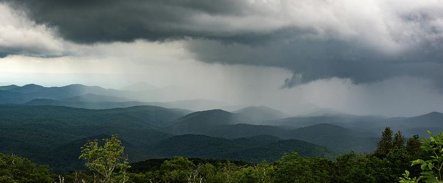 Blue Ridge Mountain Rain 2 Photograph by David Hart