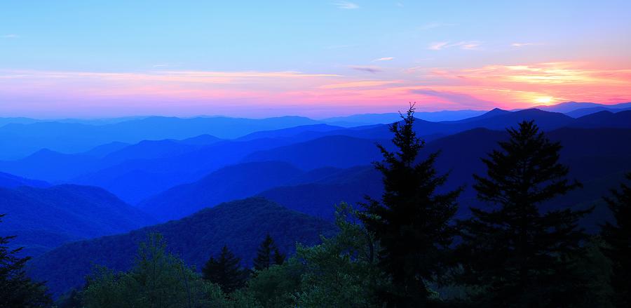 Blue Ridge Mountain Sunset Photograph by Carol Montoya