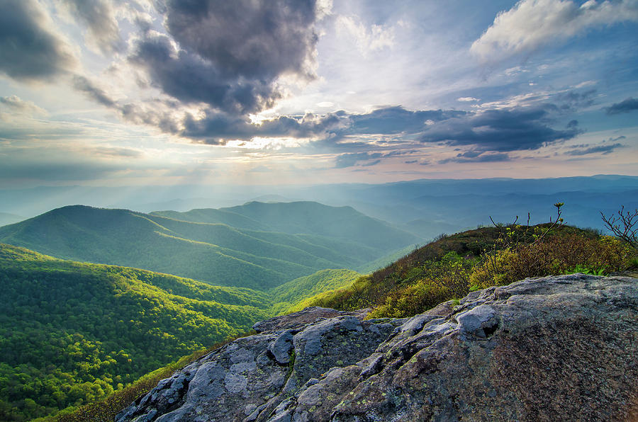 Blue Ridge Parkway NC Light And Warmth Photograph by Robert Stephens