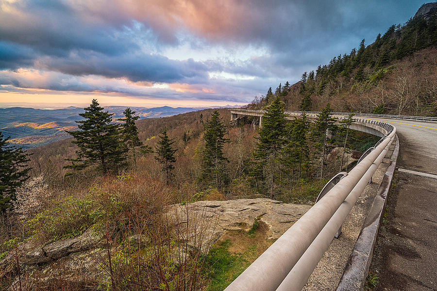 Blue Ridge Parkway Photograph - Blue Ridge Parkway - Road To Pineola by Jason Penland Blue Ridge Parkway Photograph - Blue Ridge Parkway - Road To Pineola by Jason Penland