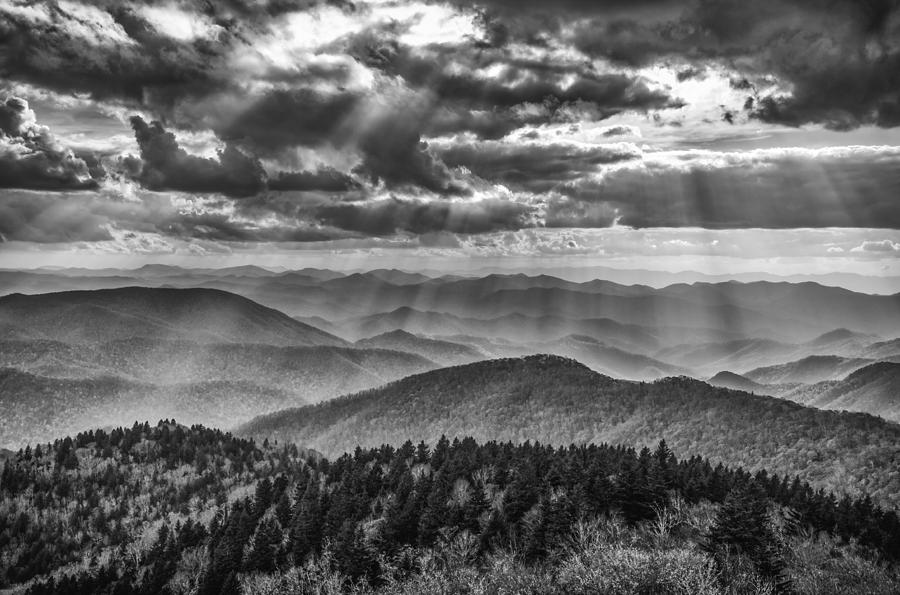 Mountain Photograph - Blue Ridge Sunbeams by Brian Young