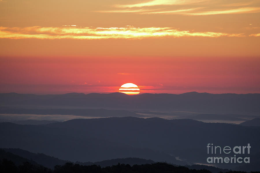 Blue Ridge Sunrise Photograph by Robert Loe