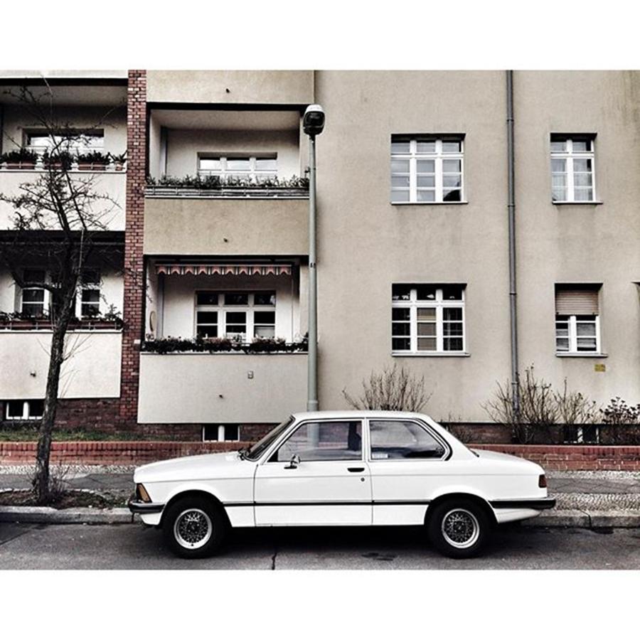 Vintage Photograph - Bmw 320i

#berlin #wilmersdorf by Berlinspotting BrlnSpttng